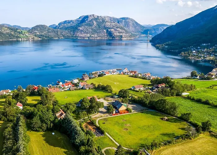 Lysefjorden - Goysa Gard *